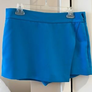 New J. Crew Factory Cerulean blue Skort, size 6, never been worn!